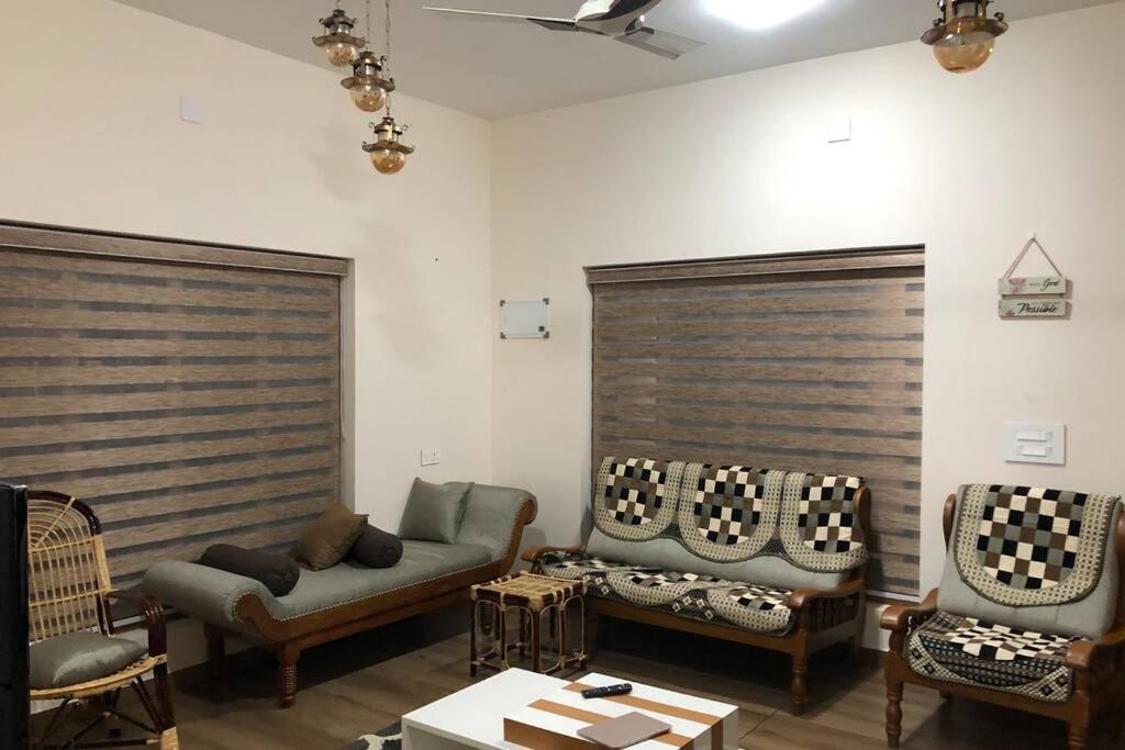 Beautiful Village House With All Facilities. Alappuzha ภายนอก รูปภาพ